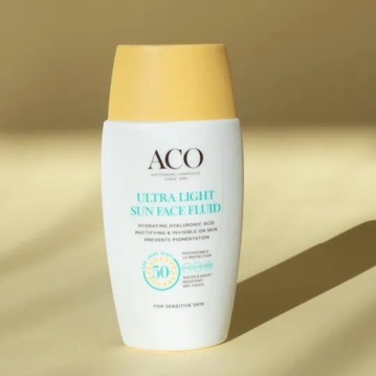 ACO Sun Ultra Light Face Fluid SPF50+ Ultralätt Solskydd Ansikte 40 ml