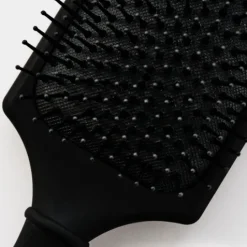 Björn Axén Paddle Brush For Medium & Long Hair