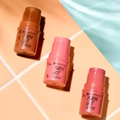 essence Baby Got Bronze Bronzing Stick 10 5,5 g