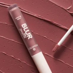 essence Blur Soufflé Matte Lip Cream 06 Pillow Talking 3,6 ml