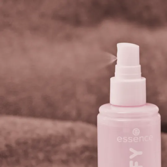 essence Feelin' Comfy Hair & Body Mist 01 100 ml