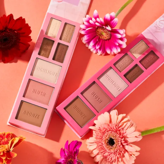 essence mystery box makeup set 01