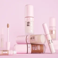 essence Silky Blur Hydrating Longwear Foundation 100
