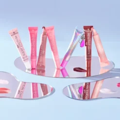 essence The Super Peptide Glossy Lip Treatment 06