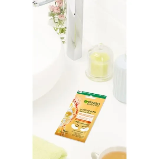 Garnier Skin Active Moisture Bomb Eye Tissue Mask Orange Juice & Hyaluronic Acid