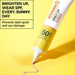 Garnier Vitamin C* Glow-Boosting Daily UV-Fluid SPF50+ Sheer Glow 40 ml