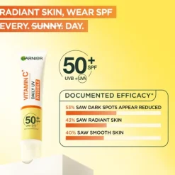 Garnier Vitamin C* Glow-Boosting Daily UV-Fluid SPF50+ Invisible 40 ml