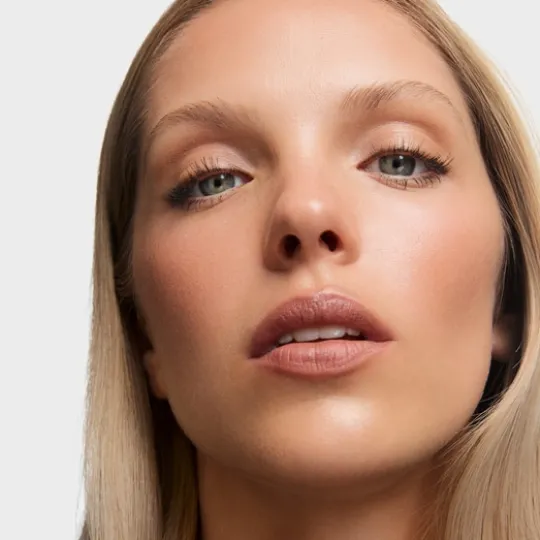 Inglot Cream Stick Highlighter 310 Delicate Glow 6,2 g