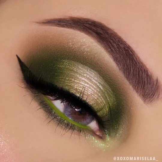 MOIRA Time to Shine Pressed Pigment Palette