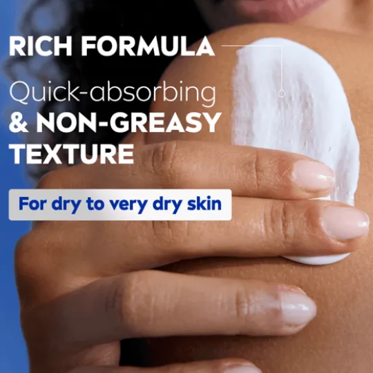 NIVEA Kroppslotion Rich Nourishing Pump Body Lotion 400 ml