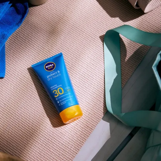 NIVEA SUN Protect & Dry Touch Sun Cream-Gel SPF30 175 ml