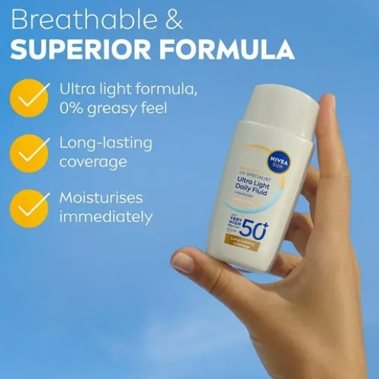 NIVEA SUN UV Face Specialist Ultra Light Daily Fluid, Light Tinted SPF 50+ 40 ml