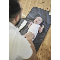 Oh, Poppy! Faye Portabel Skötmatta Anthracite Gray