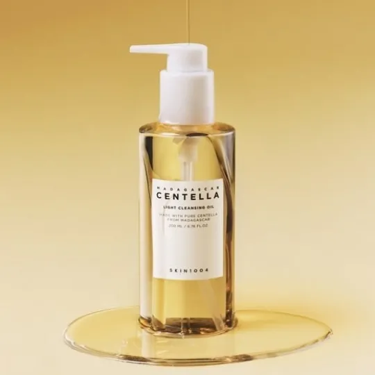 SKIN1004 Madagascar Centella Light Cleansing Oil 200 ml